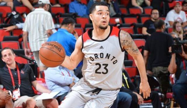 样一位默默 样一位默默