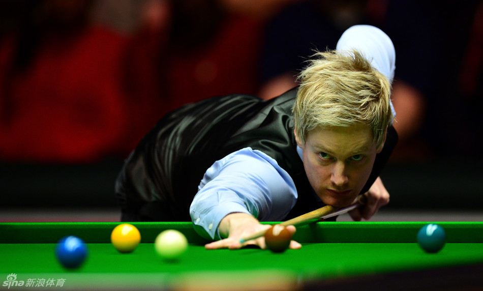 太嚣张了！CBA外援被驱逐后，用手怒指裁判，赛后竟发文这样说.